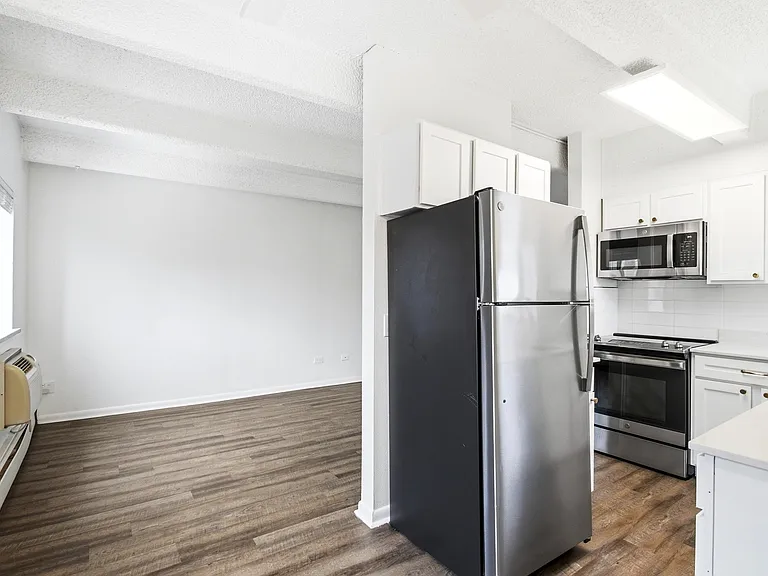 Charmel Apartments — Photo 39