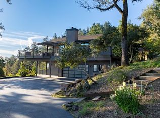 1020 Bear Gulch Rd, Woodside, CA 94062