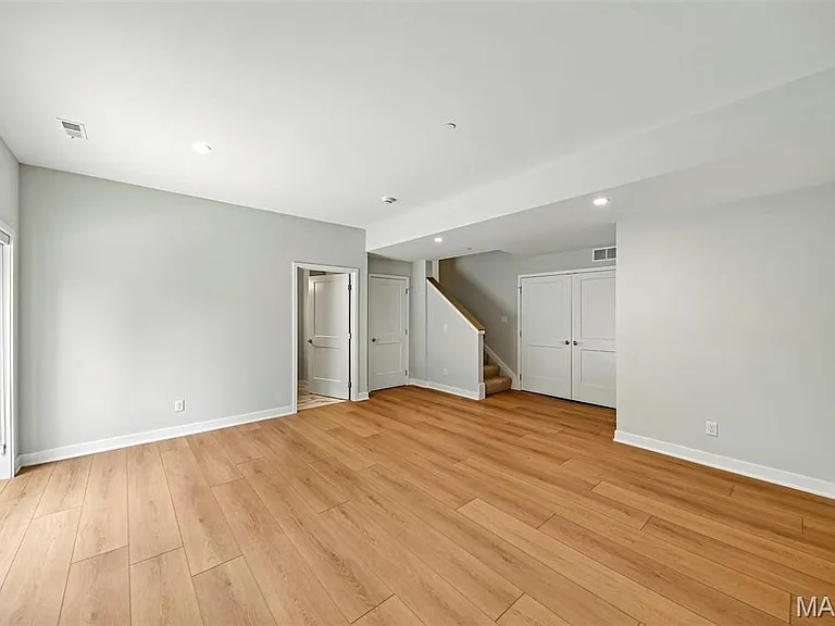 1181 Noa Ln #33 — Photo 29