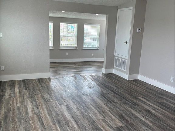 2nd image of 4110 3rd St