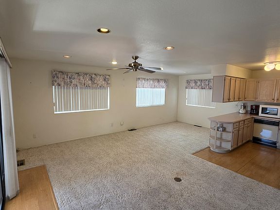 3rd image of 17200 W BELL Road #1255