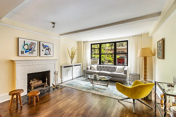 Sold by Compass | media 2