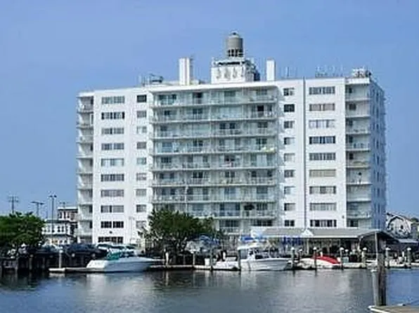 6101 Monmouth Ave APT 203, Ventnor City, NJ 08406