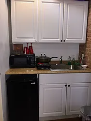 Rented by Jonathan Wachtel, LREB