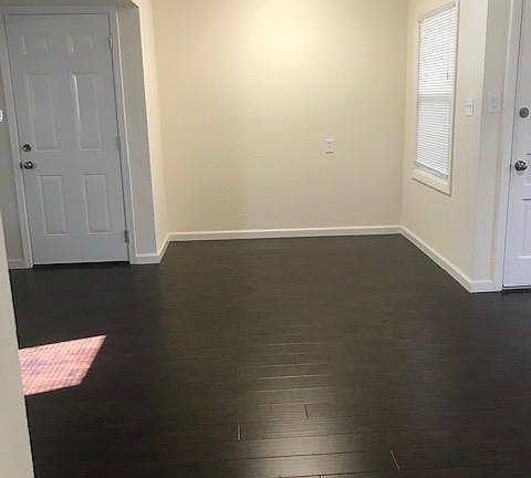 3rd image of 3029 Georgia St