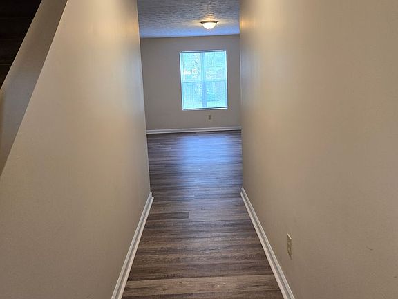 2nd image of 2593 Cashel Ct