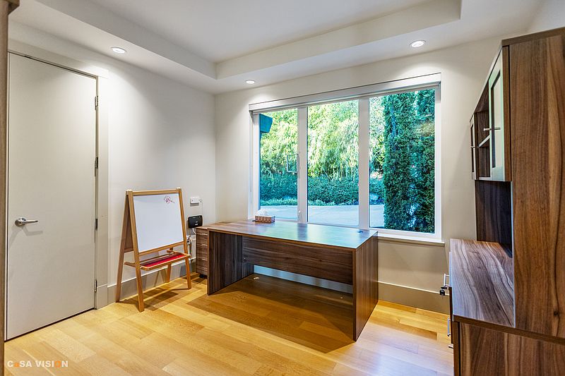 West Vancouver House for rent - 5 Bedrooms — photo 32