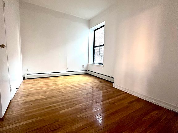 4th image of 30 Bradhurst Ave APT 5A