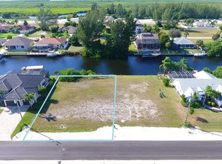 128 SW 38th Pl, Cape Coral, FL 33991
