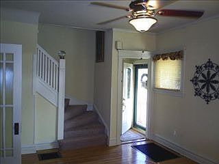 2nd image of 300 S 2nd Ave