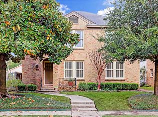 1628 Castle Ct, Houston, TX 77006