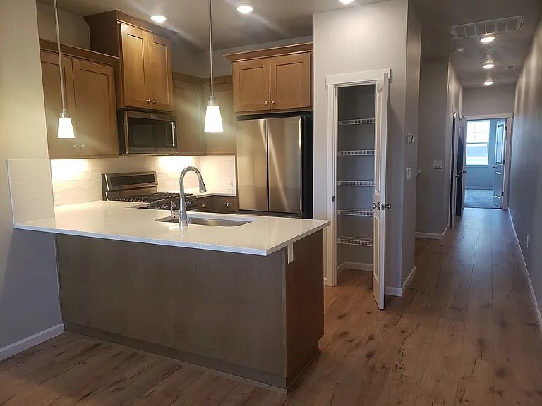 8122 SE Blanton St — Photo 6