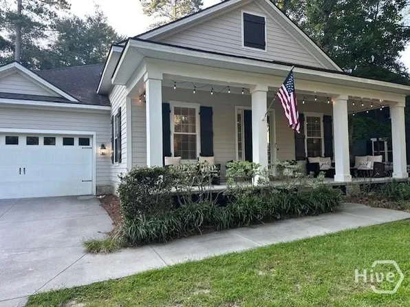 380 Ridgewood Park Dr N, Richmond Hill, GA 31324