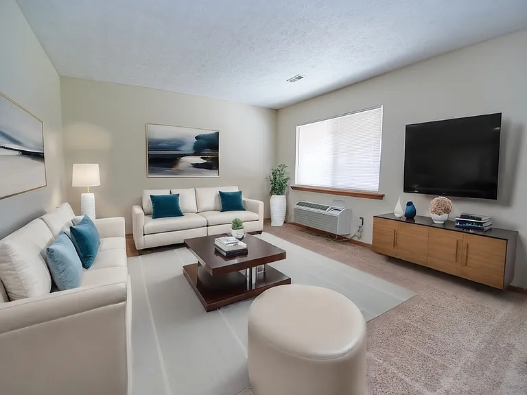 The Ridge Apartments & Townhomes — Photo 12