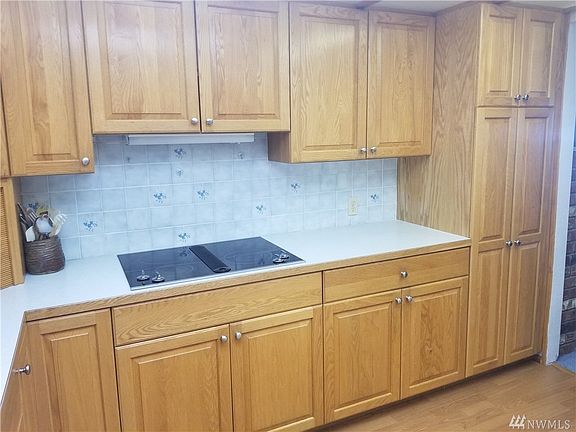 3rd image of 1455 Ventura Ave