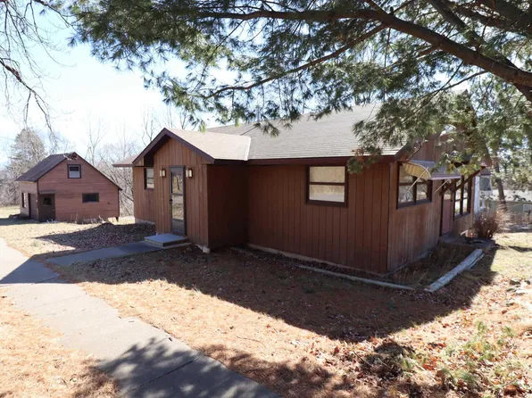 40 N 6th St, Bayfield, WI 54814