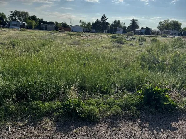 738 S Wolcott Dr, Pueblo West, CO 81007