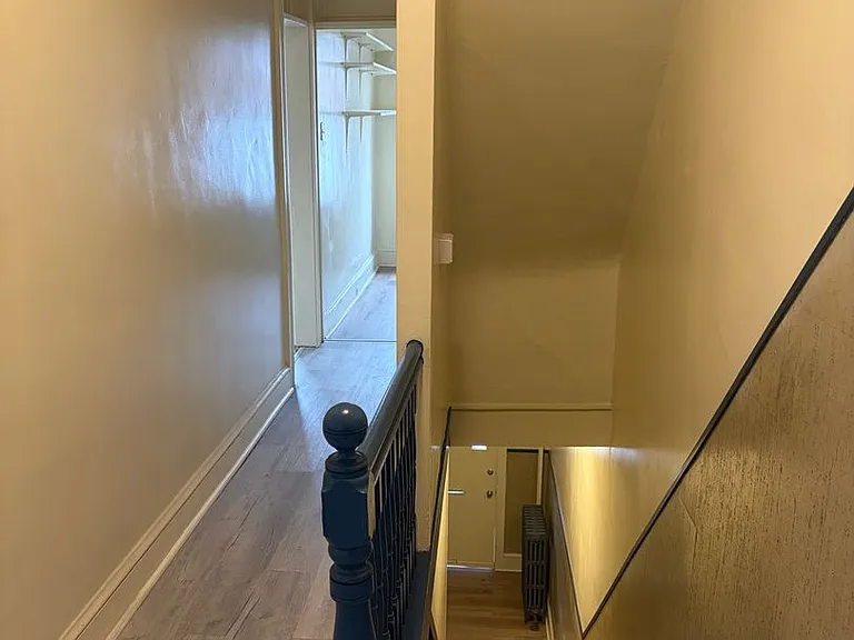 121 Laurel St — Photo 10