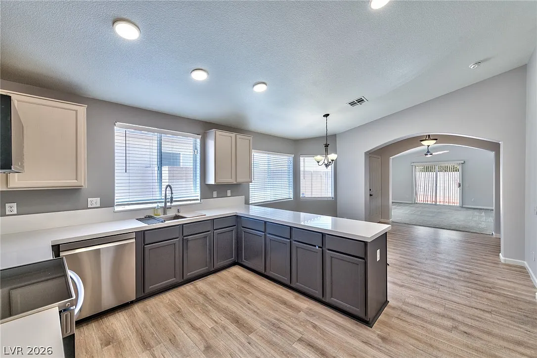 Building Photo - 2150 Hidden Ranch Ter