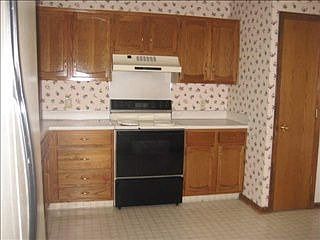 2nd image of 13018 Arlington St