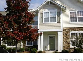 1025 Woodglen Ln, Matthews, NC 28104