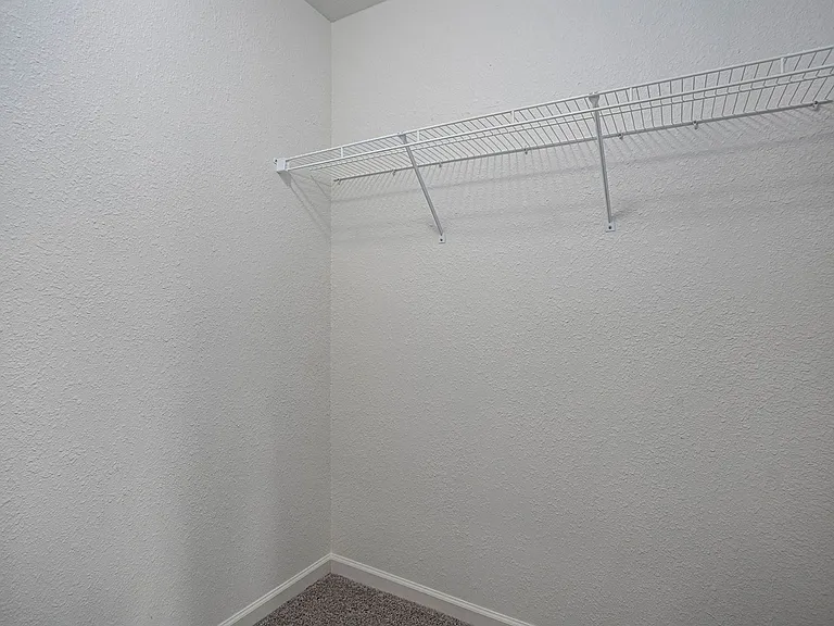 742 E Pine Hill Ave — Photo 5