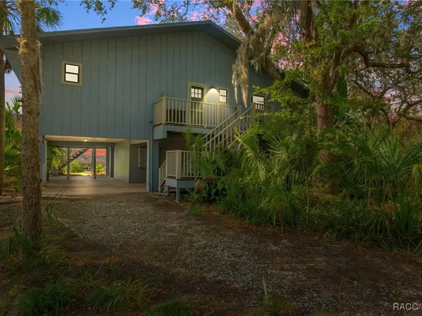 6724 S Beagle Dr, Homosassa, FL 34448