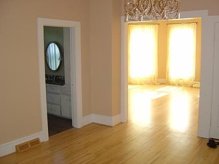 2nd image of 200 Linden St S