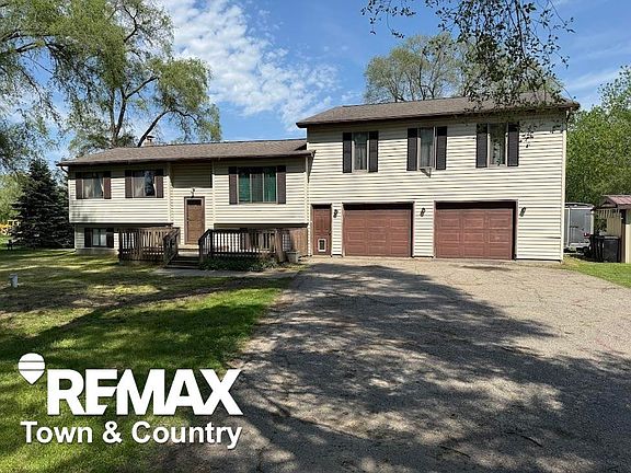 2nd image of 4372 N Gale Rd