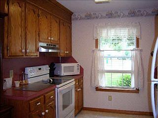 2nd image of 1062 Farm Pond Ln #1-A