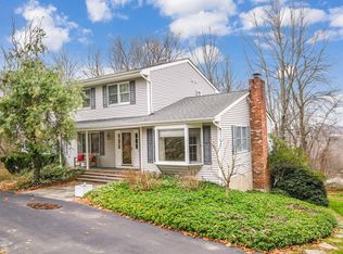 138 Overlook Dr, Brewster, NY 10509