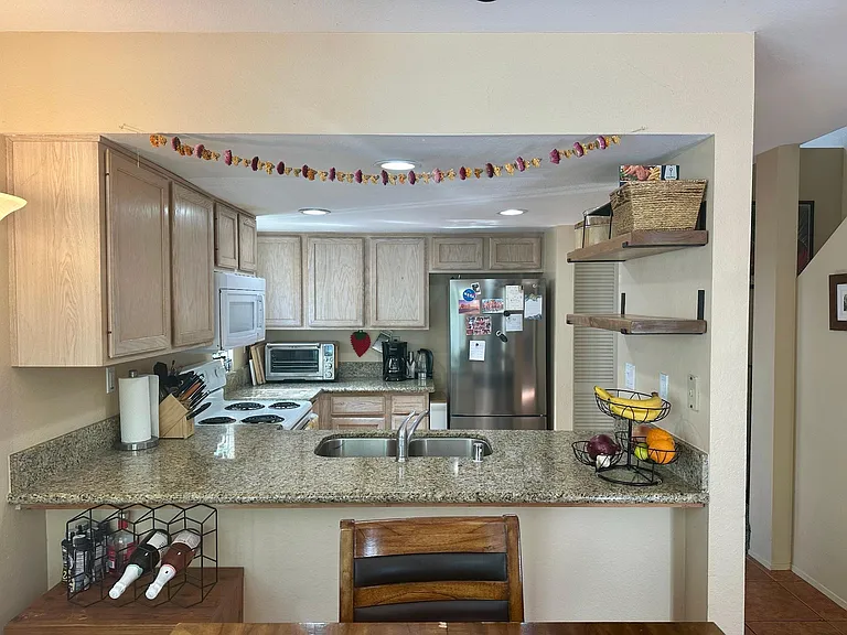 1445 Grand Ave #A — Photo 7
