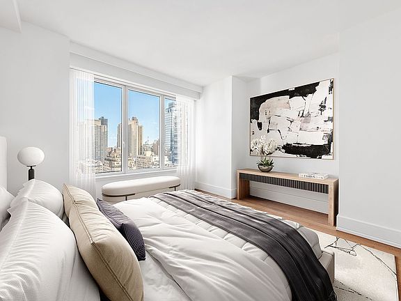 4th image of 255 E 74th St APT 14B
