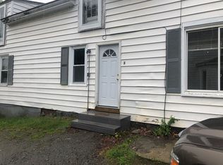 11 Pond St #3, Orono, ME 04473