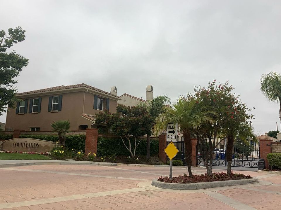 2nd image of 52 Calle Cataluna