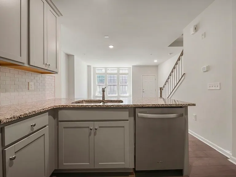 67 Arnold Dr — Photo 14
