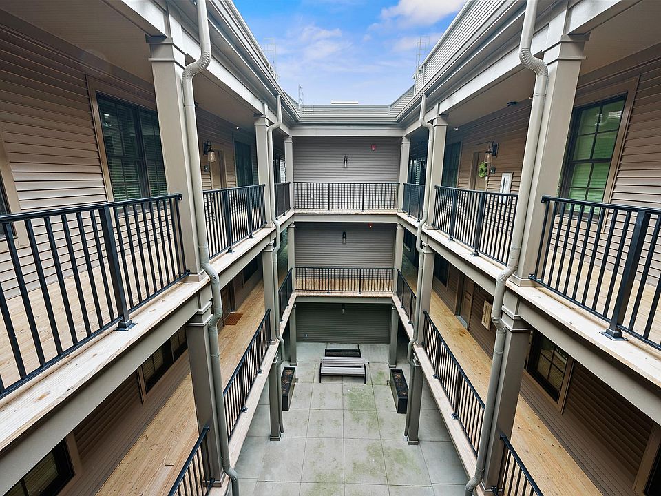 Building Photo 5