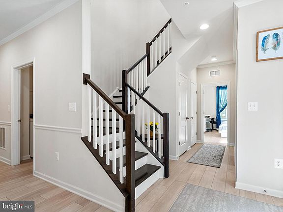 4th image of 13444 Petrel St