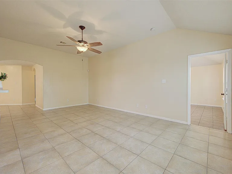 19815 Byron Meadows Dr — Photo 5