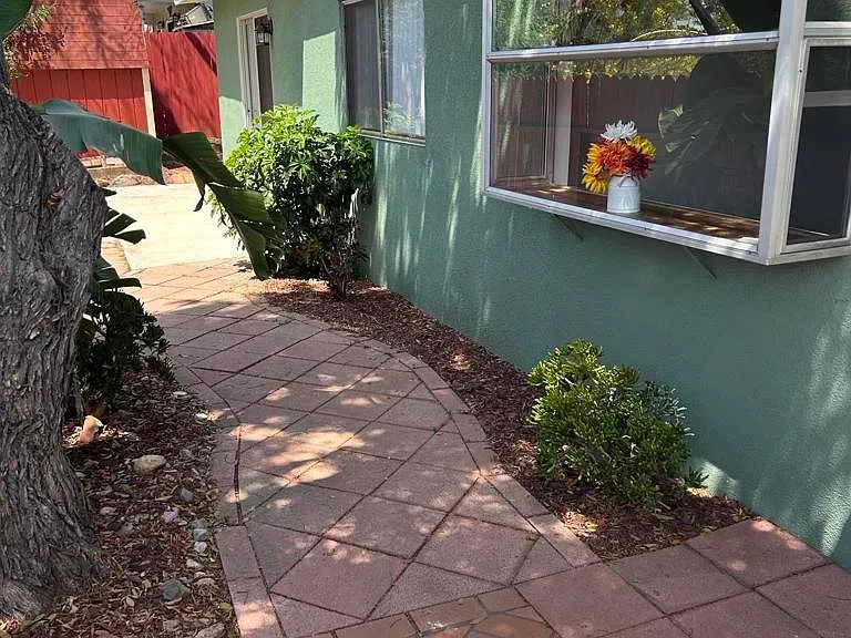 8621 Willow Ter — Photo 4