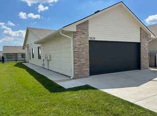 5524 N Sandkey Ct, Wichita, KS 67204