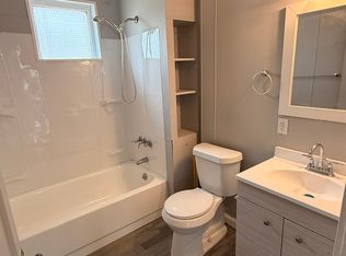 3263 E 117th St #2B, Cleveland, OH 44120