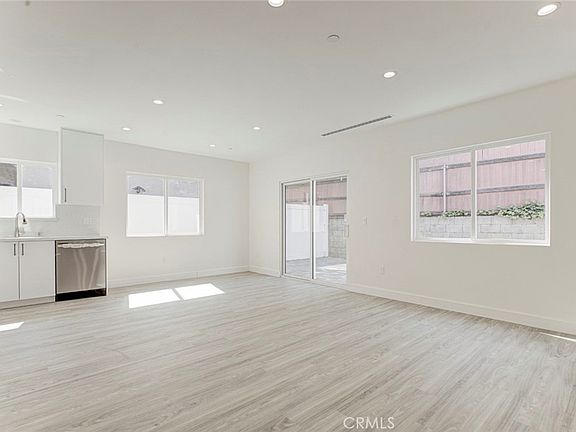 4th image of 7856 Kyle St