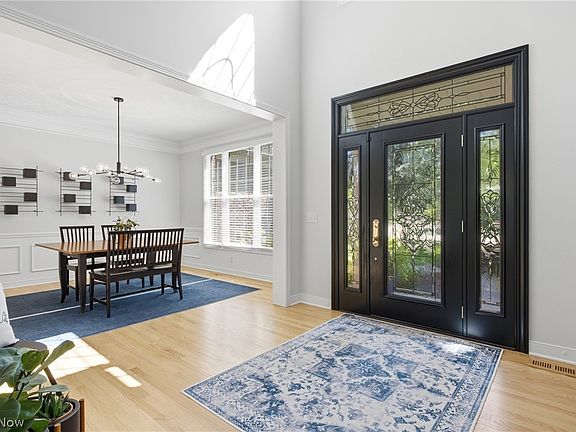 4th image of 780 S Sussex Ct