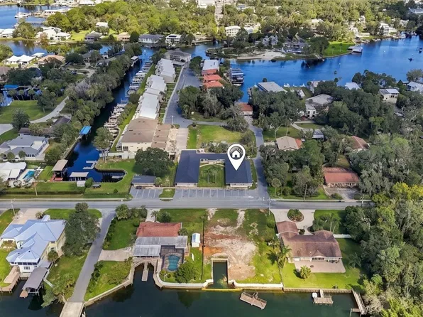 10 SE Kings Bay Dr APT 9, Crystal River, FL 34429
