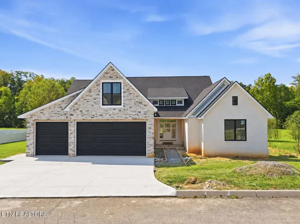 630 Running Brook Dr, Strawberry Plains, TN 37871