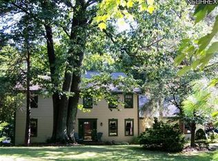 7139 Valley View Rd, Hudson, OH 44236