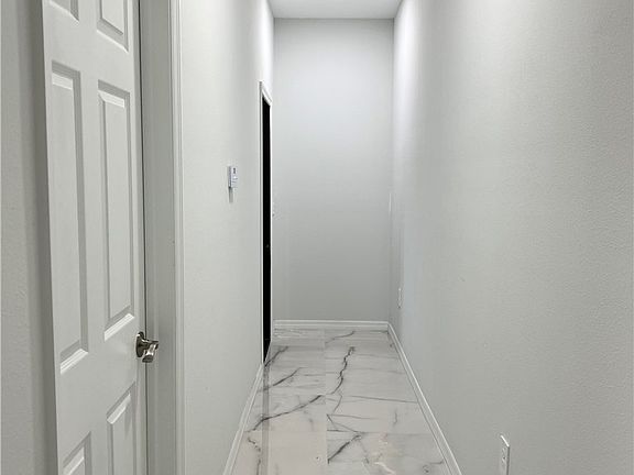4th image of 1520/1522 Gretchen Ave S