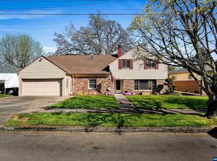 1303 10th Ave SW, Albany, OR 97321