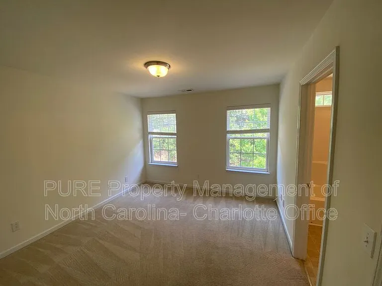304 Hancock Union Ln — Photo 15